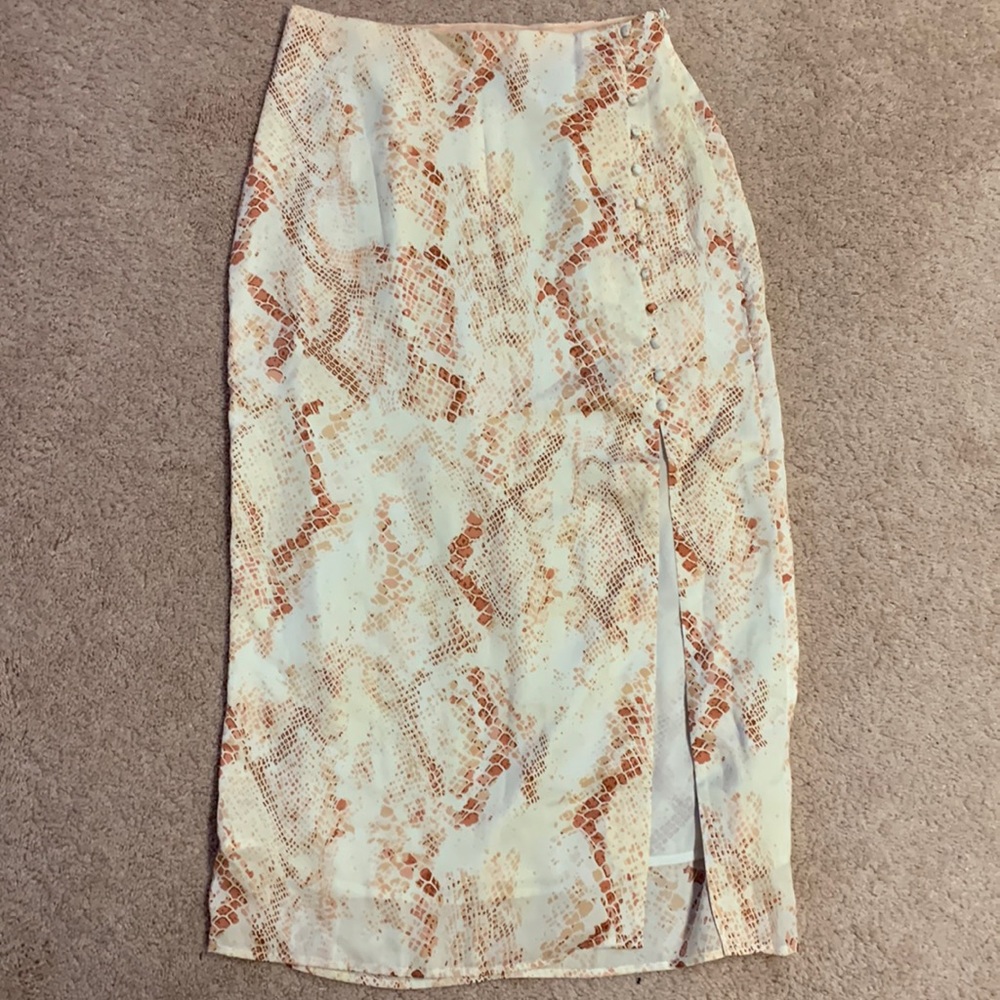 NWT Cupcakes and Cashmere Skirt